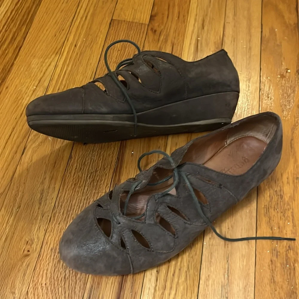 Women's Gentle Souls By Kenneth Cole Nye Leather Wedge Shoes Brown 9